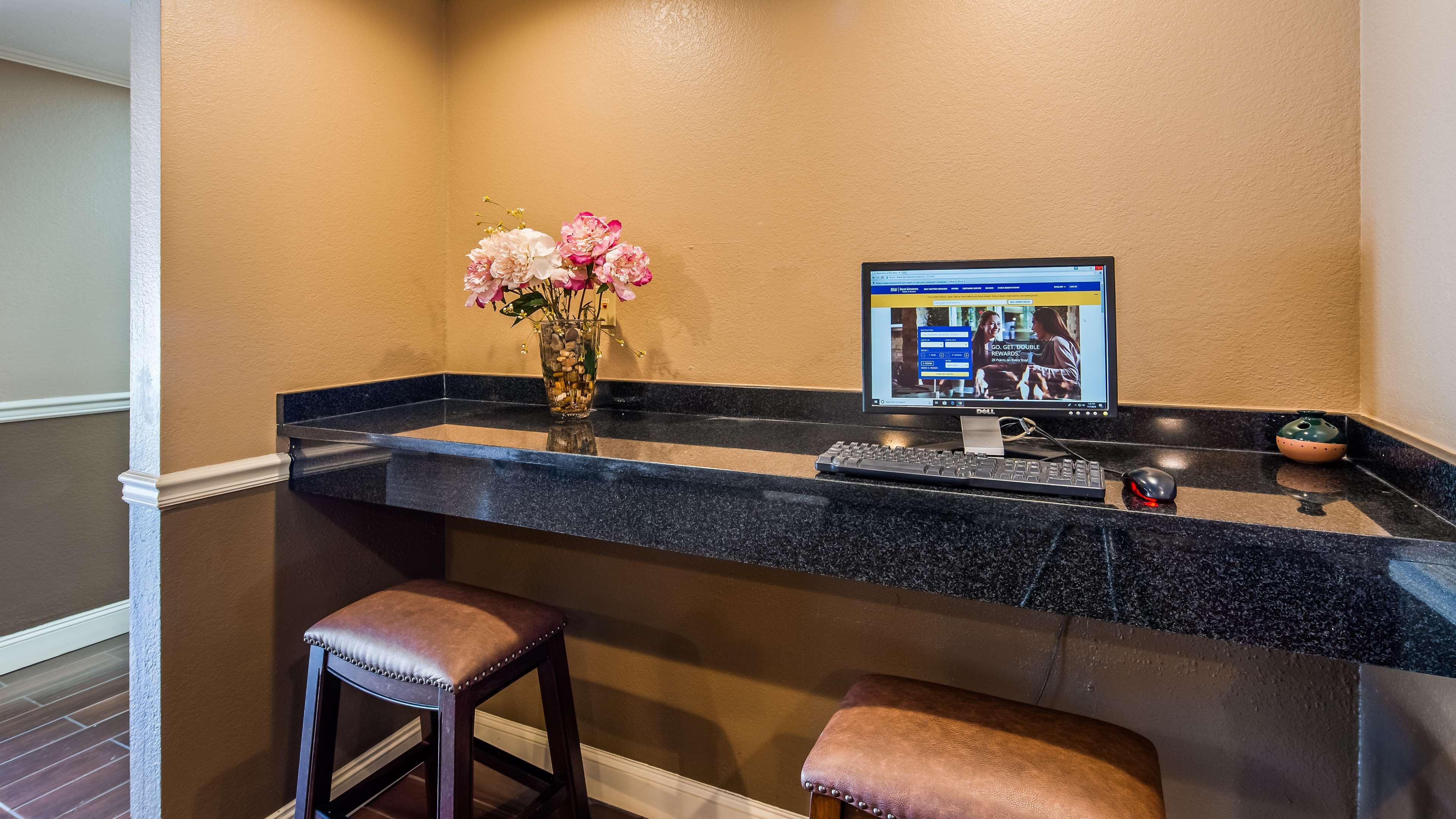 Best Western Shelbyville Lodge Экстерьер фото
