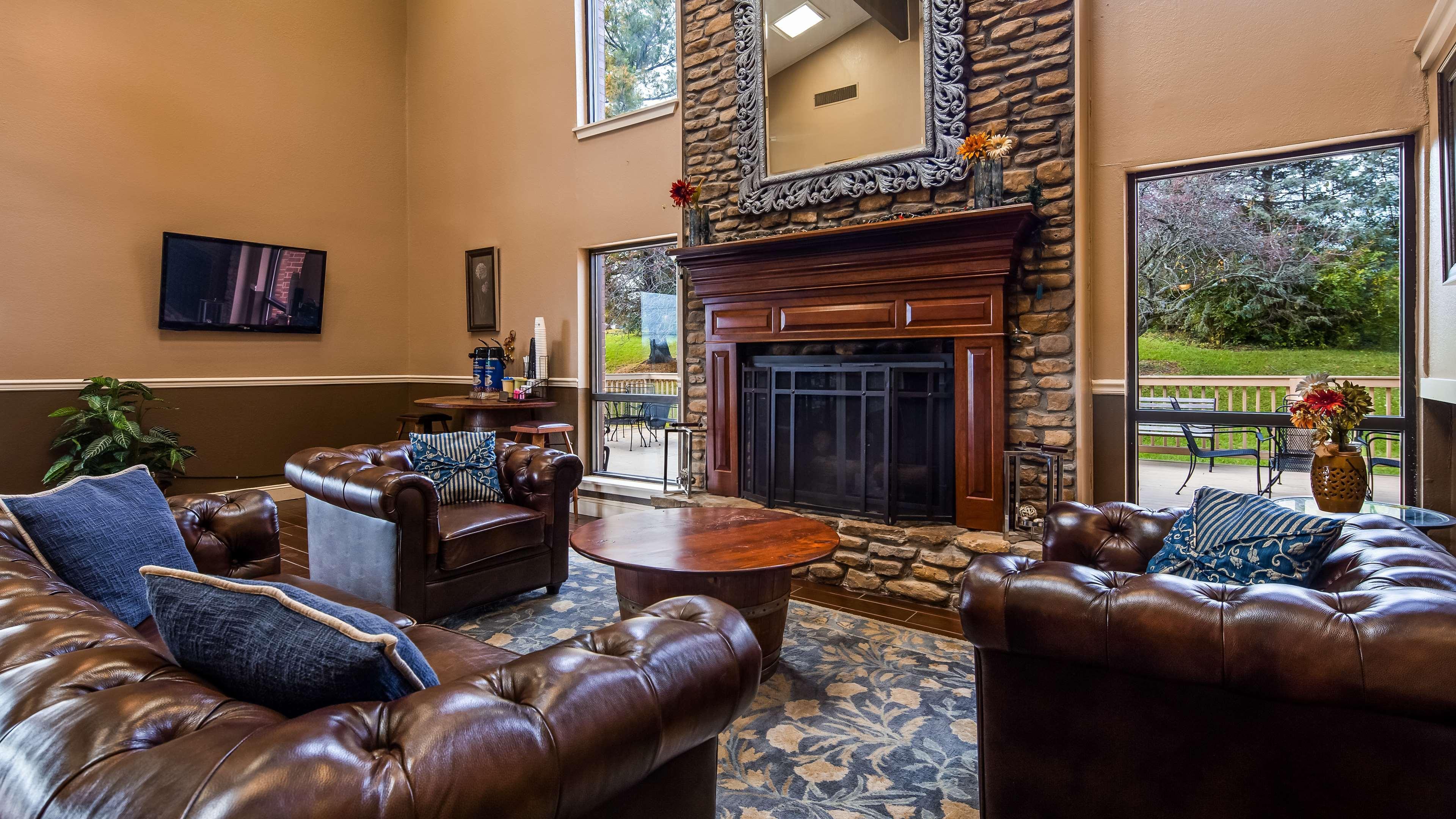 Best Western Shelbyville Lodge Экстерьер фото