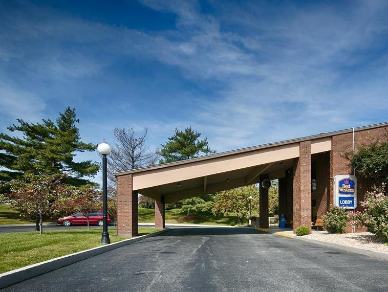 Best Western Shelbyville Lodge Экстерьер фото